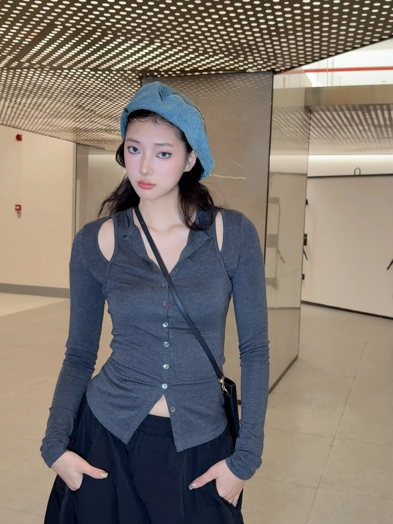 【Dlab 迪奈家】原创设计师/九分弧形设计露肩开扣上衣