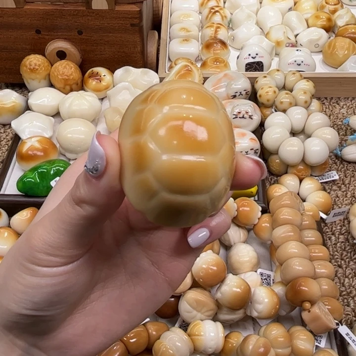菩提根/象牙果把件12.9.38象牙果把件富甲天下