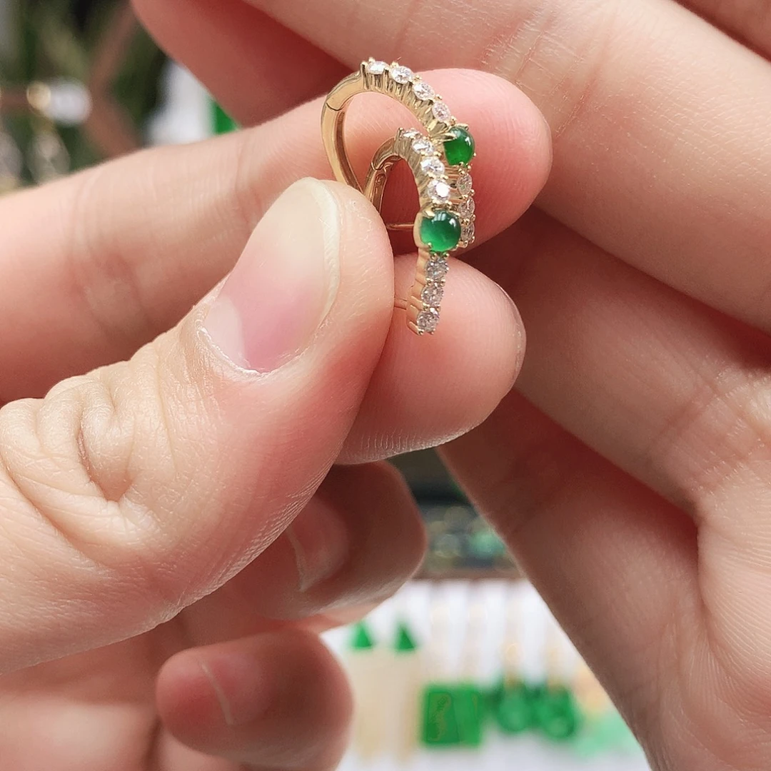 翡翠耳饰18K金镶嵌耳饰