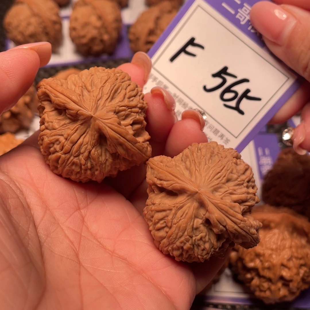 把件桃核565号南疆石43