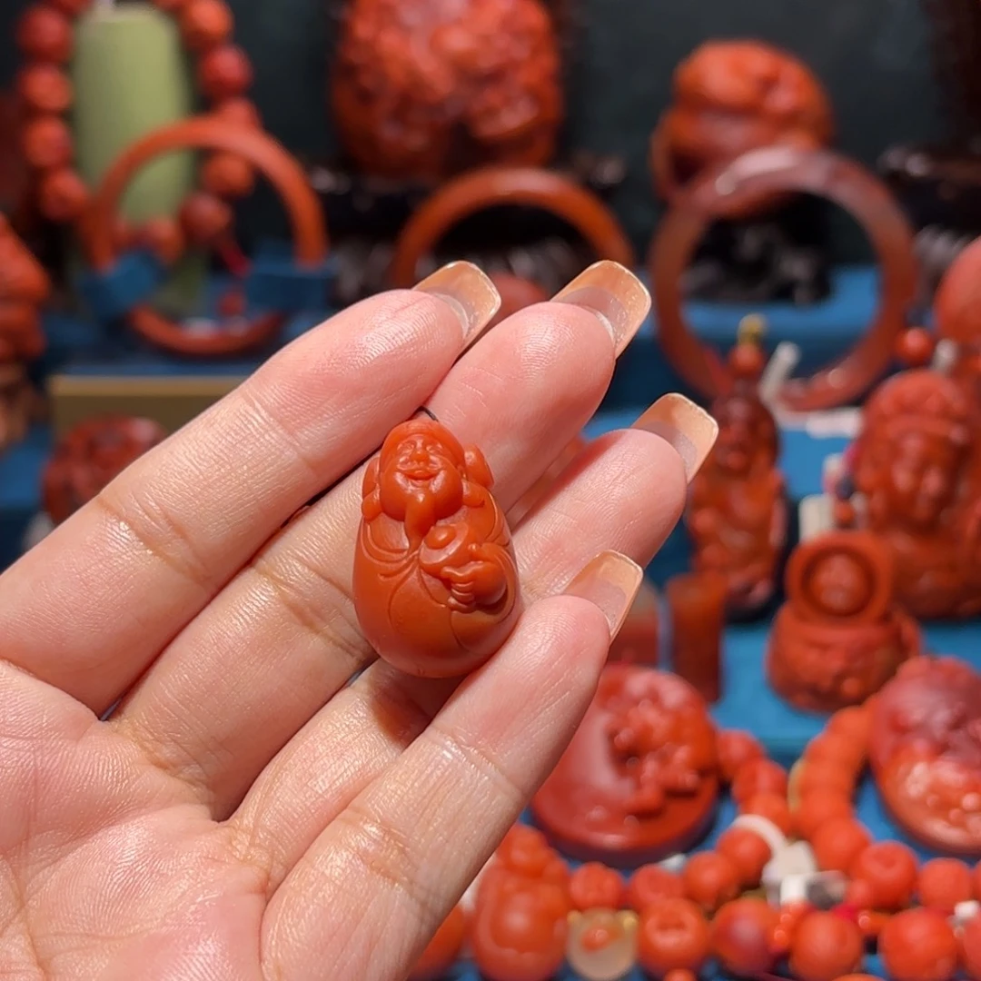 未镶嵌雕刻南红玛瑙