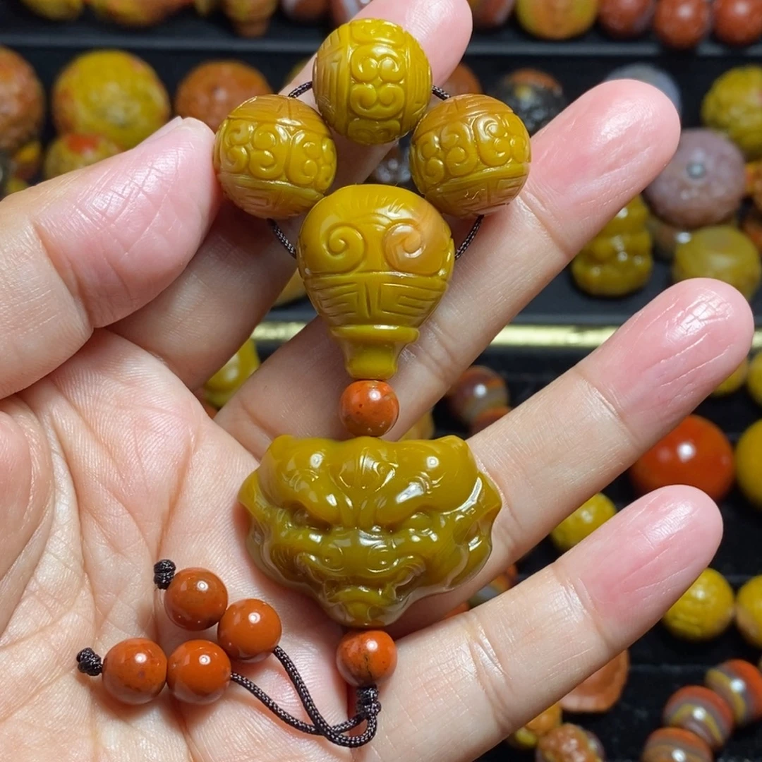 玛瑙/玉髓未镶嵌战国红16尺寸大配饰五件套