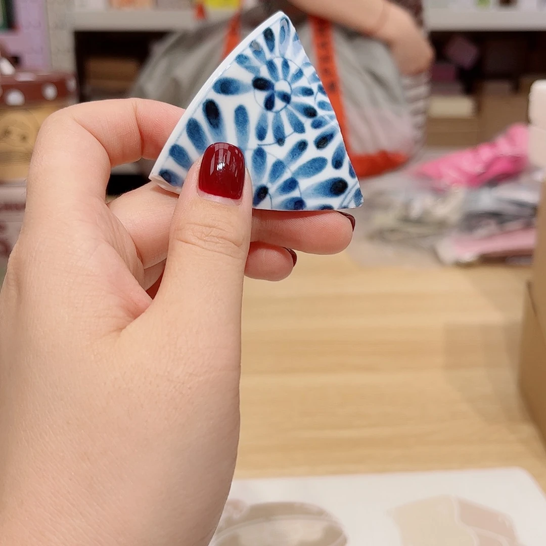 瓷片啊啊@@972370