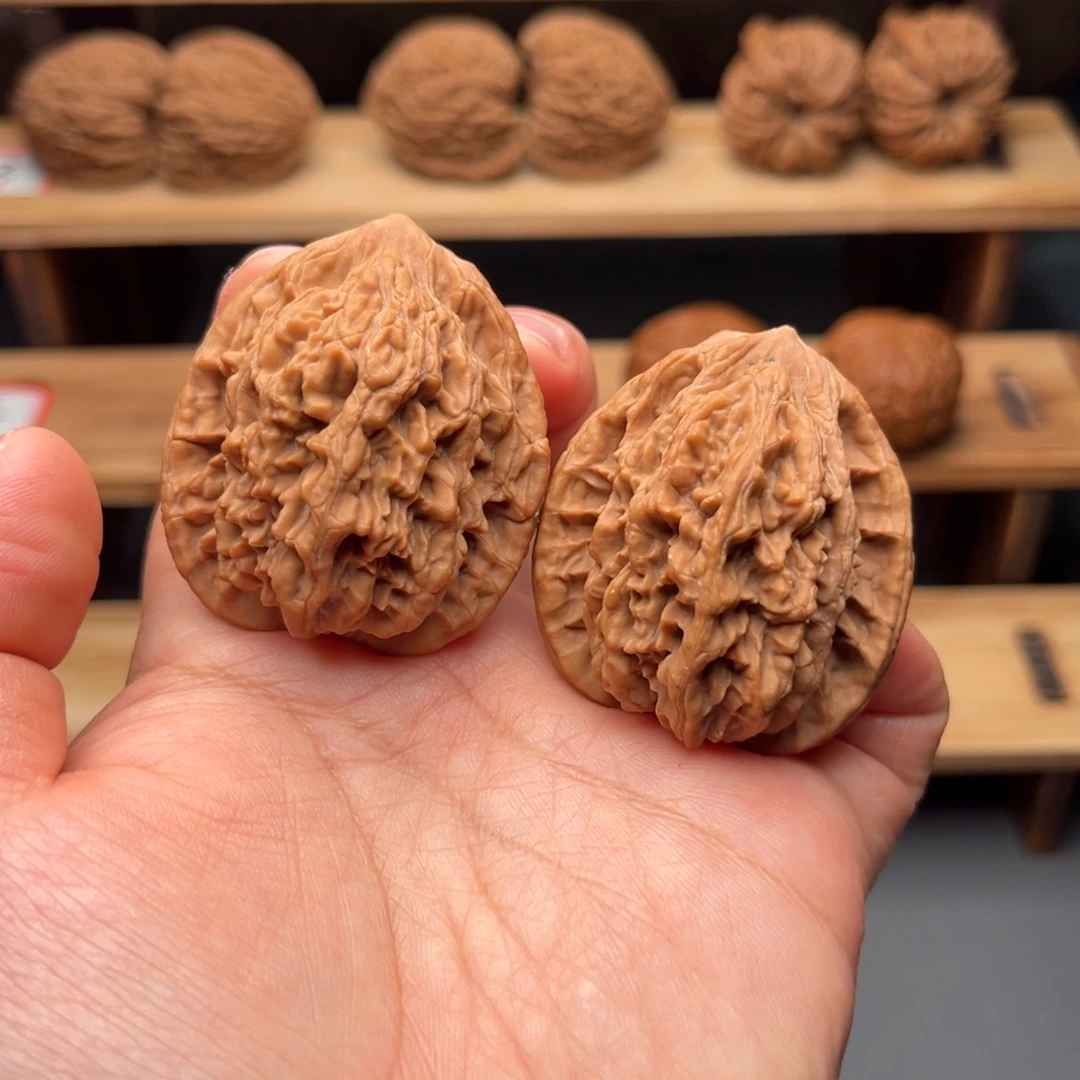 吊坠文玩核桃40尺麦穗虎头