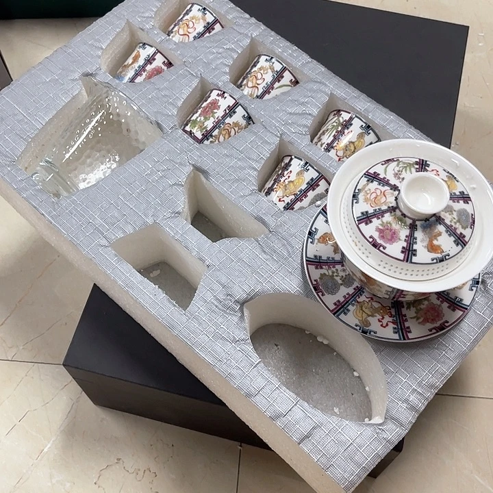 孤品茶具套装等。