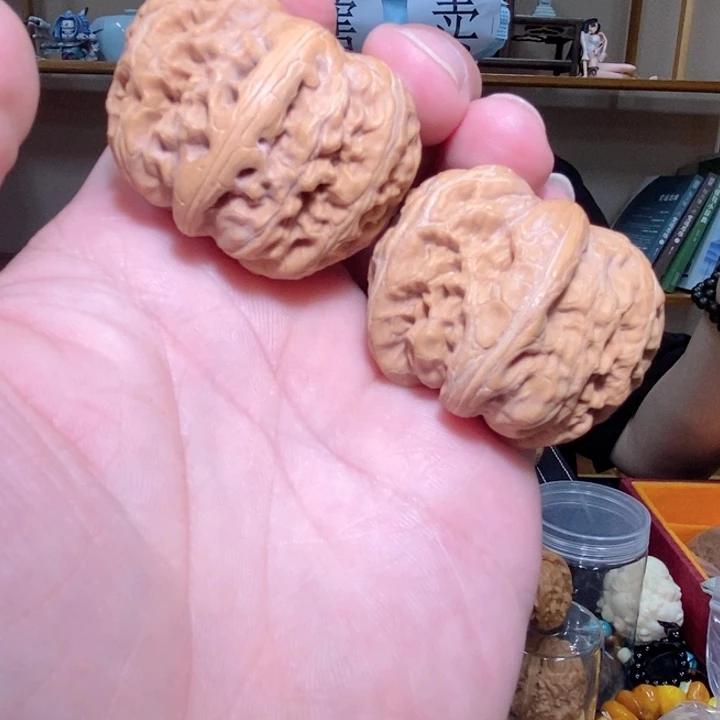 文玩核桃吊坠42元宝