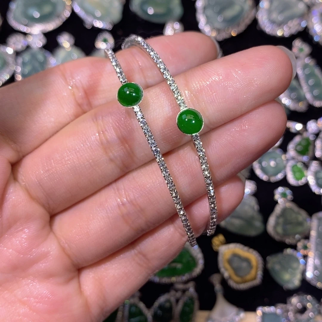 翡翠未镶嵌颈饰天然