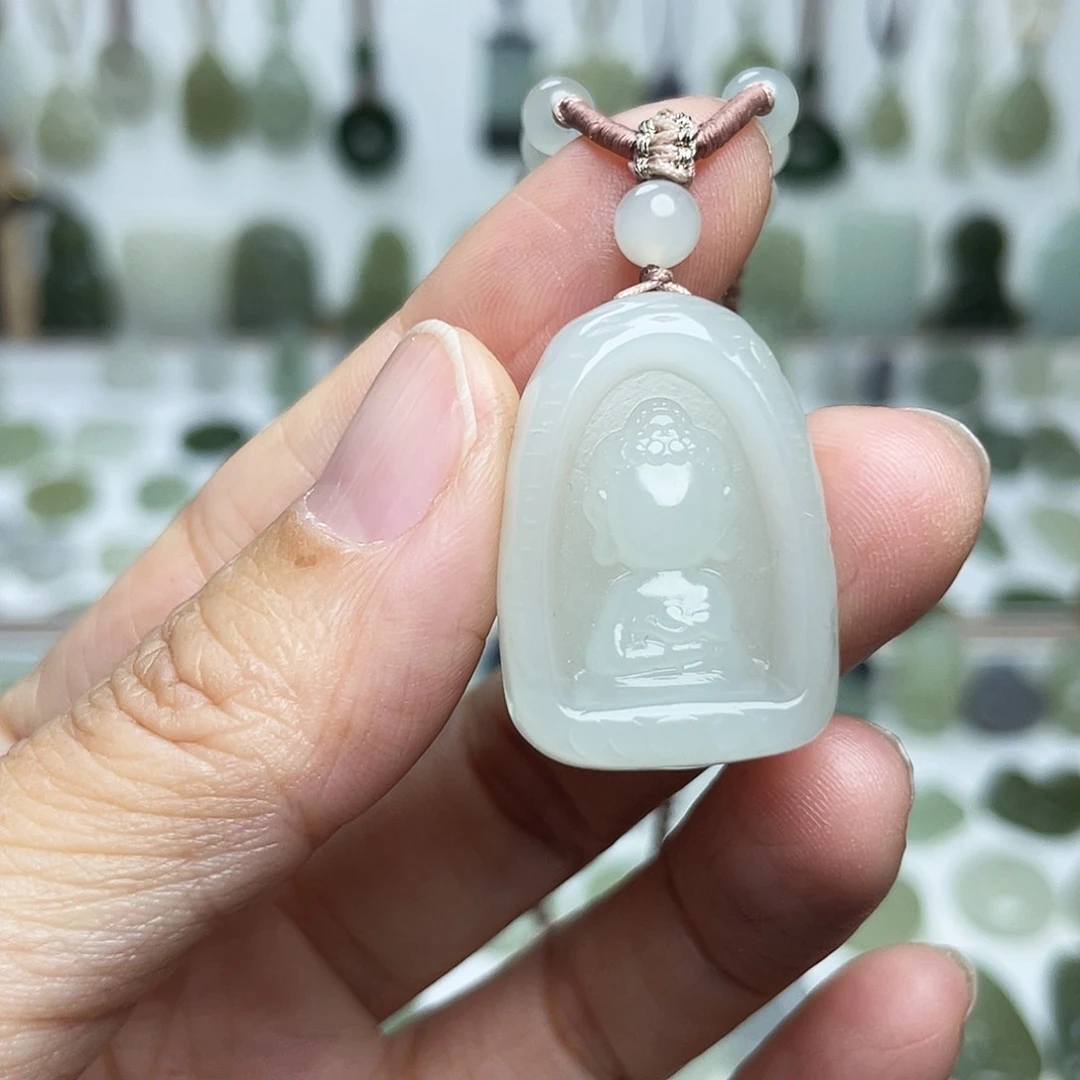 颈饰未镶嵌和田玉