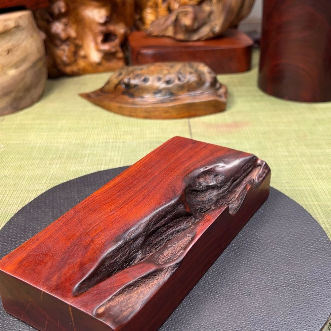 大果紫檀（缅甸花梨）征*