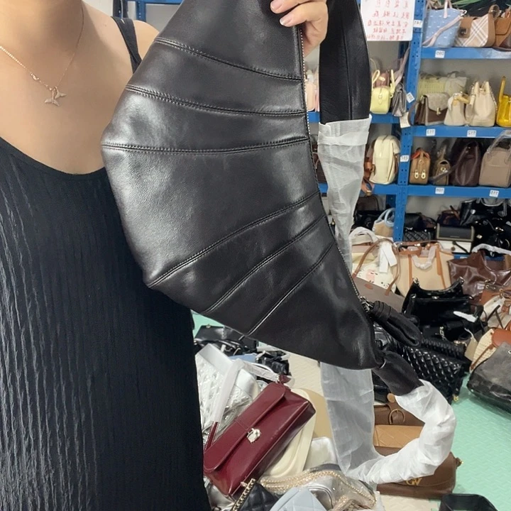 蚕丝橙*呀健健康康平平安安健健康康