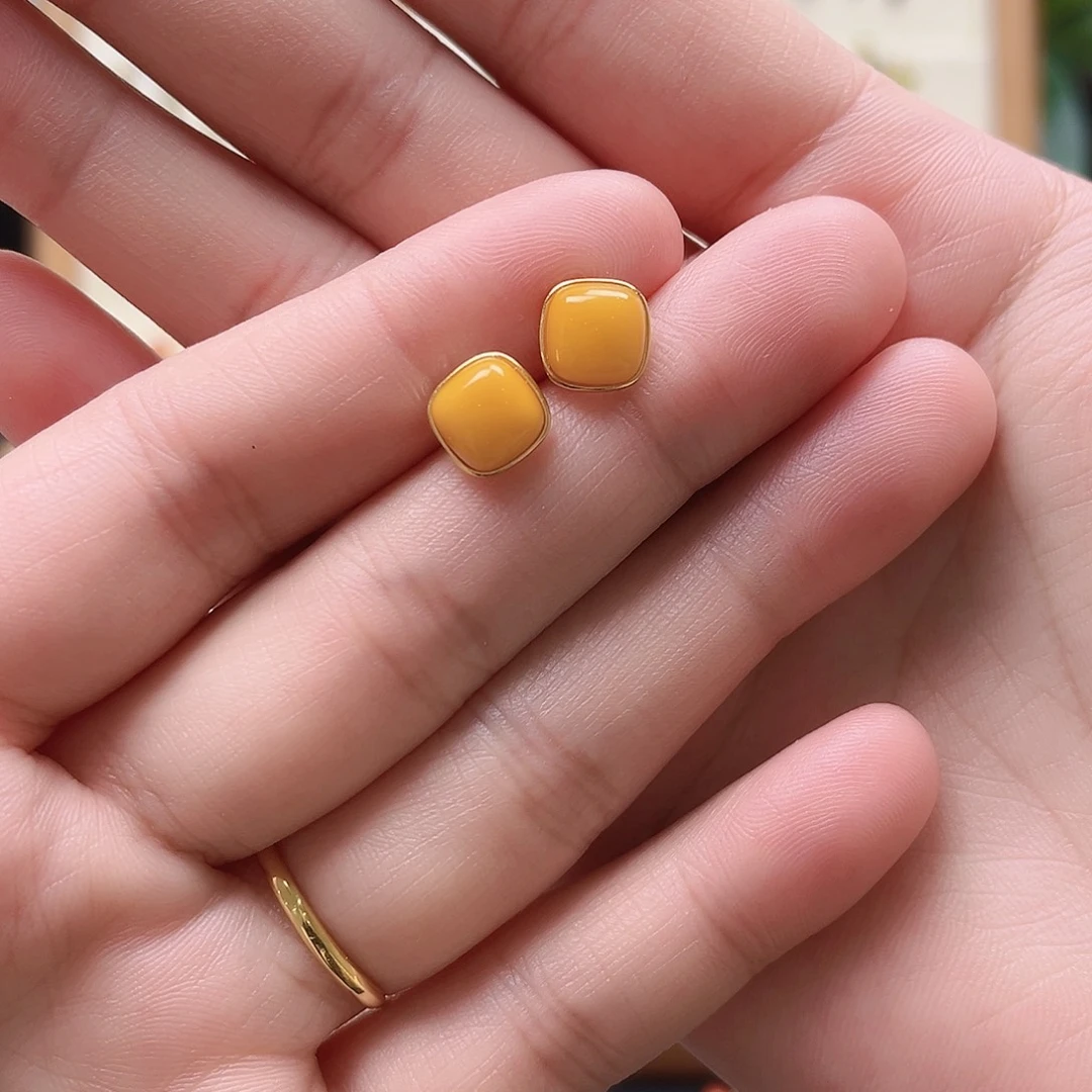 年***余蜜蜡银S925镶嵌耳饰