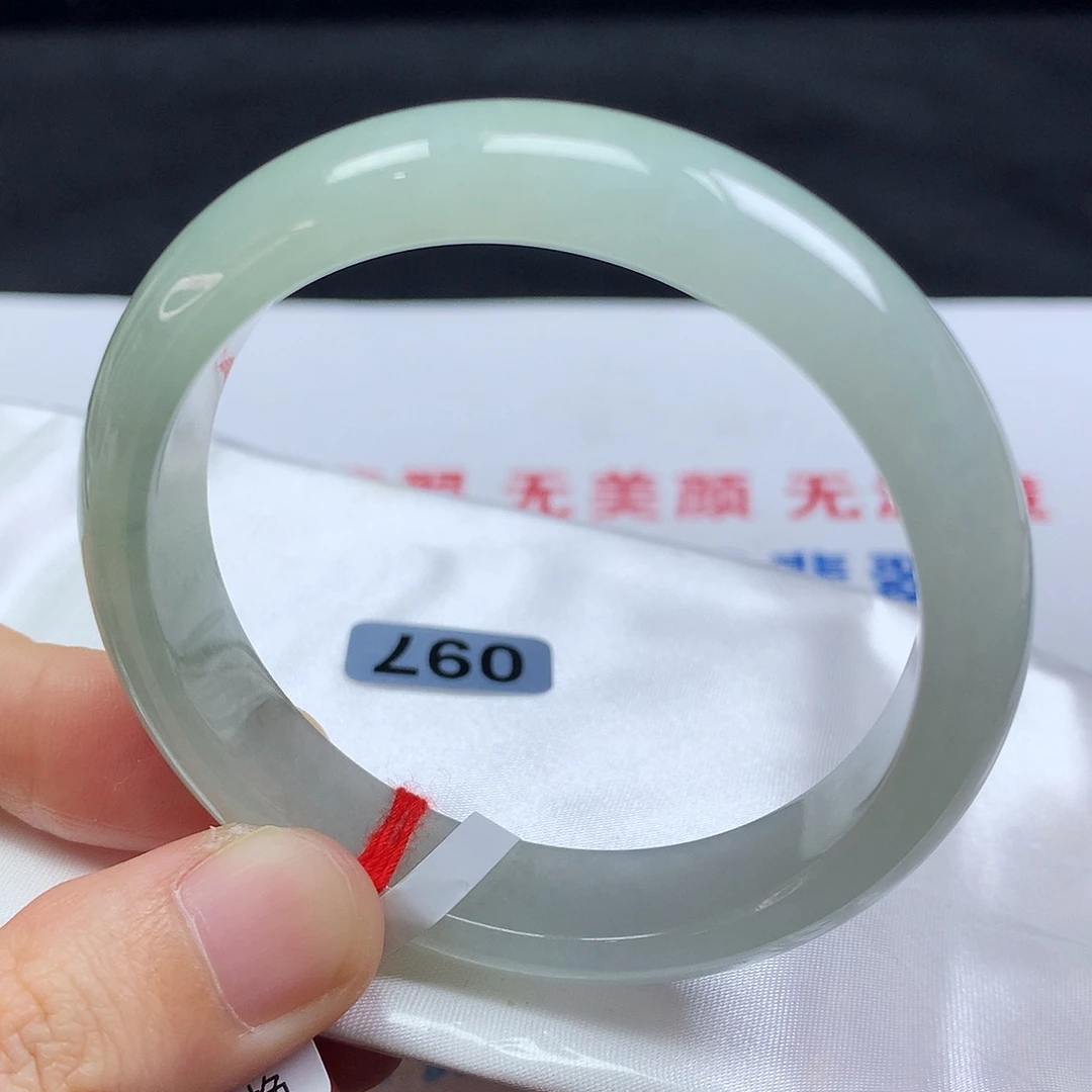 未镶嵌手镯翡翠51.5圈口冰湖水绿半山水097