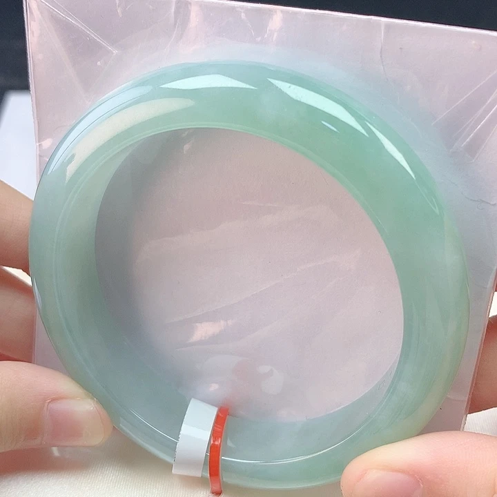 翡翠未镶嵌手镯57圈