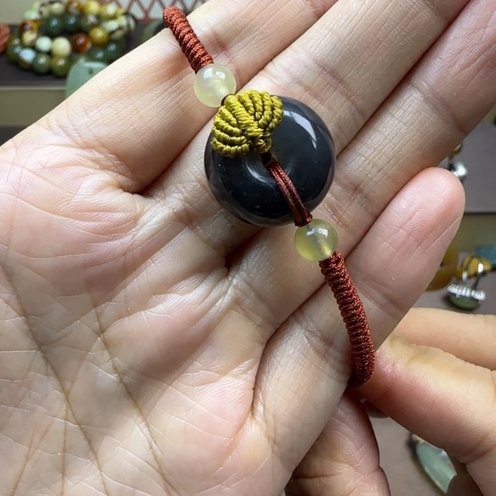 蛇纹石玉颈饰未镶嵌福*r