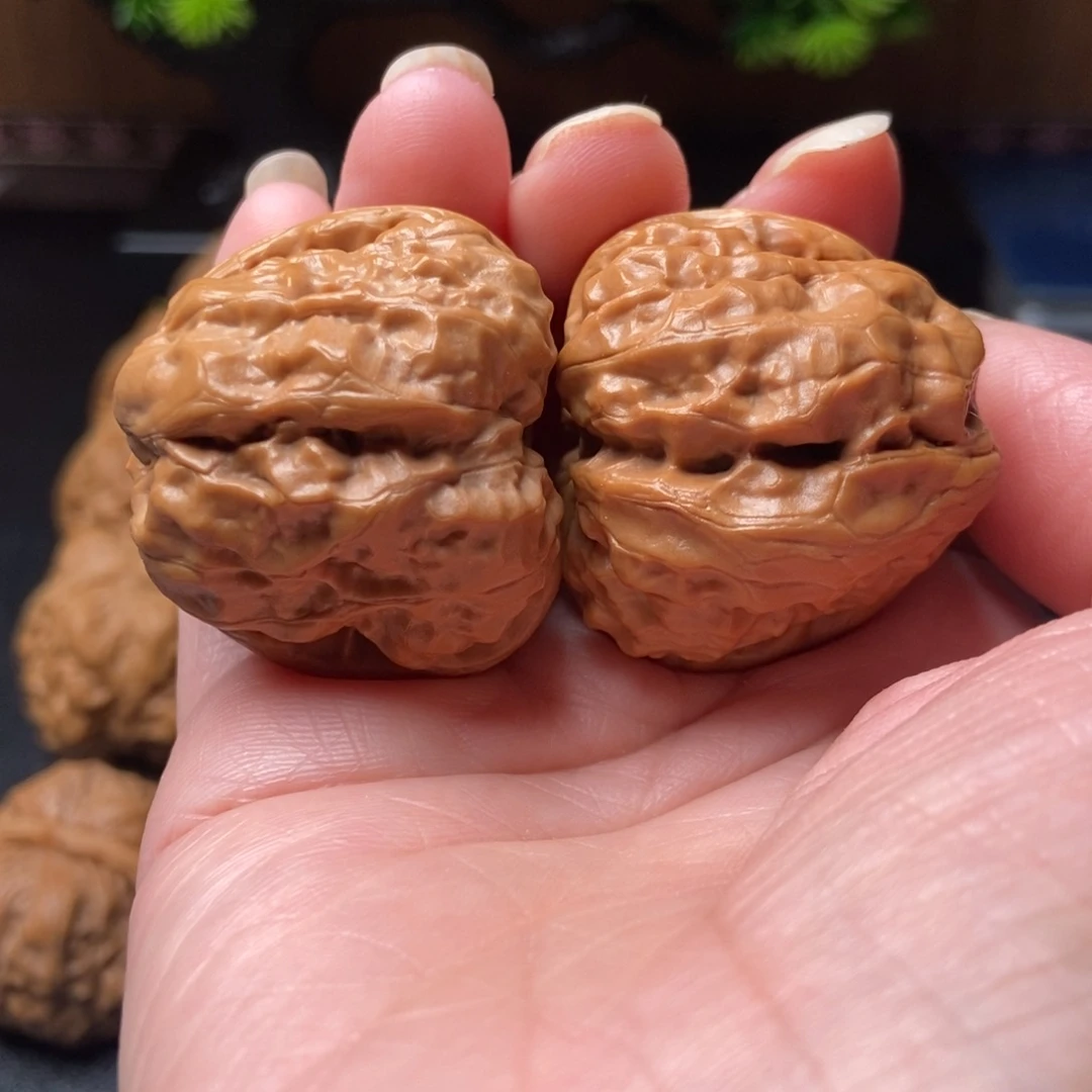 文玩核桃把件蛤蟆头38