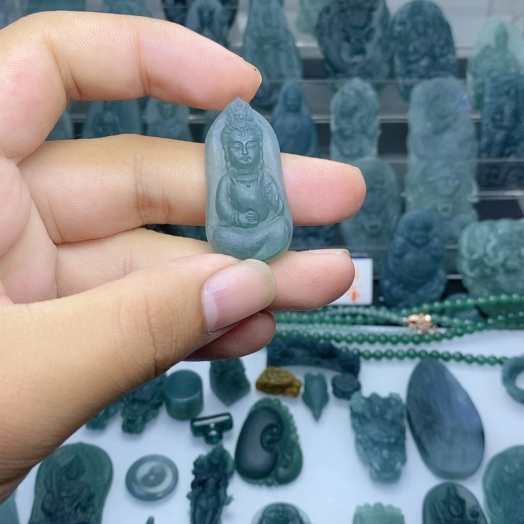 未镶嵌定制翡翠龙牌