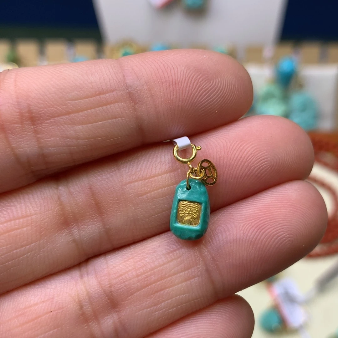 绿松石滴流18K金镶嵌