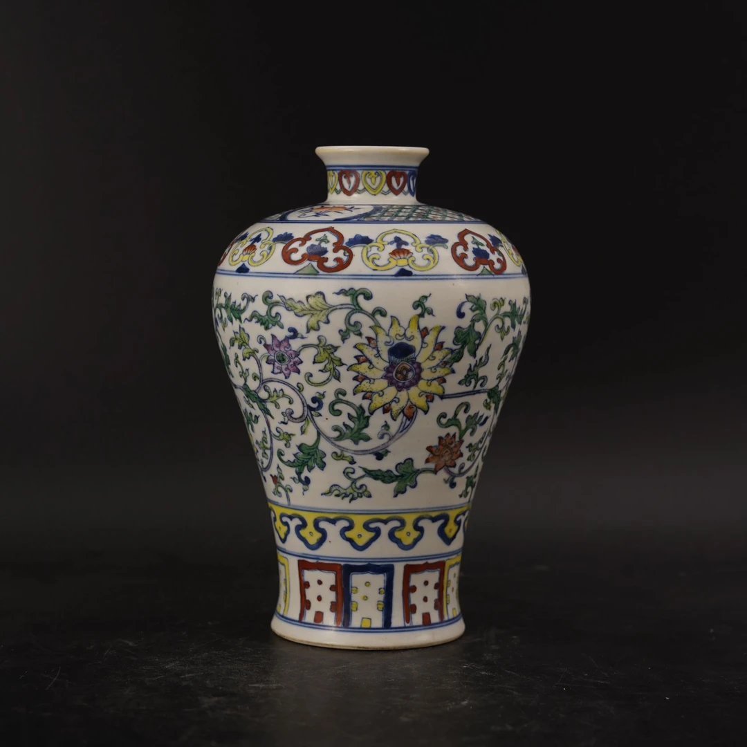 古董/瓷器/收藏/清-康熙-斗彩缠枝花卉纹梅瓶/0132