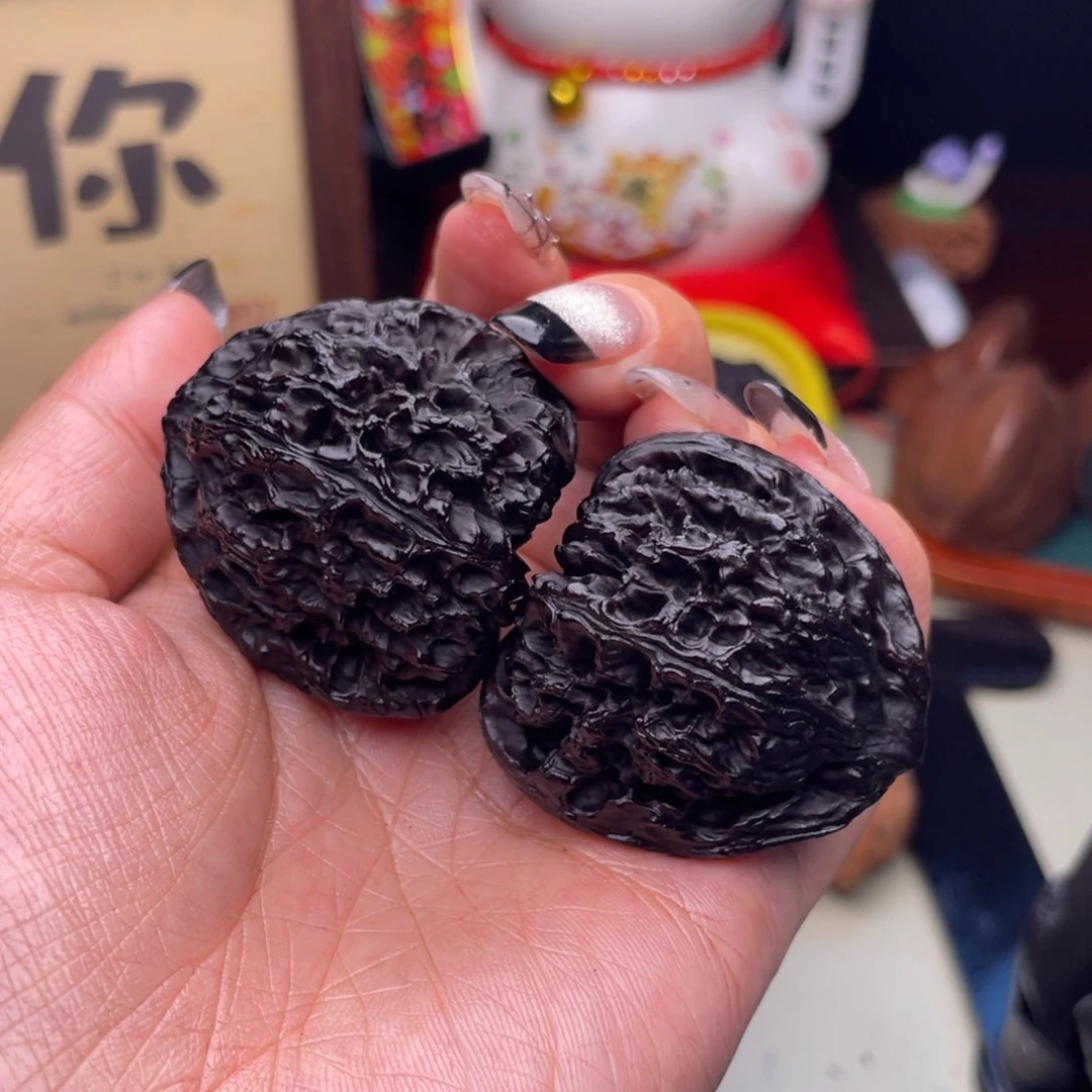 文玩核桃吊坠xiso三角疆
