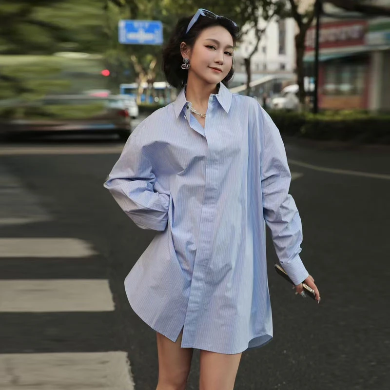 [商场同款]2025春秋新款时尚条纹宽松男友慵懒风中长款长袖衬衫外