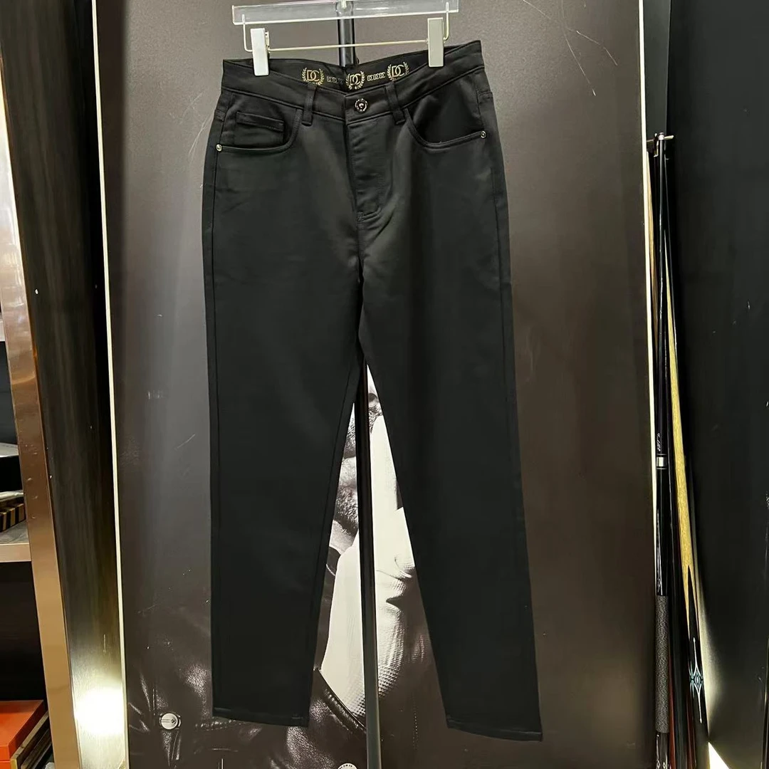 6536男士秋冬时尚字母小标黑色休闲裤