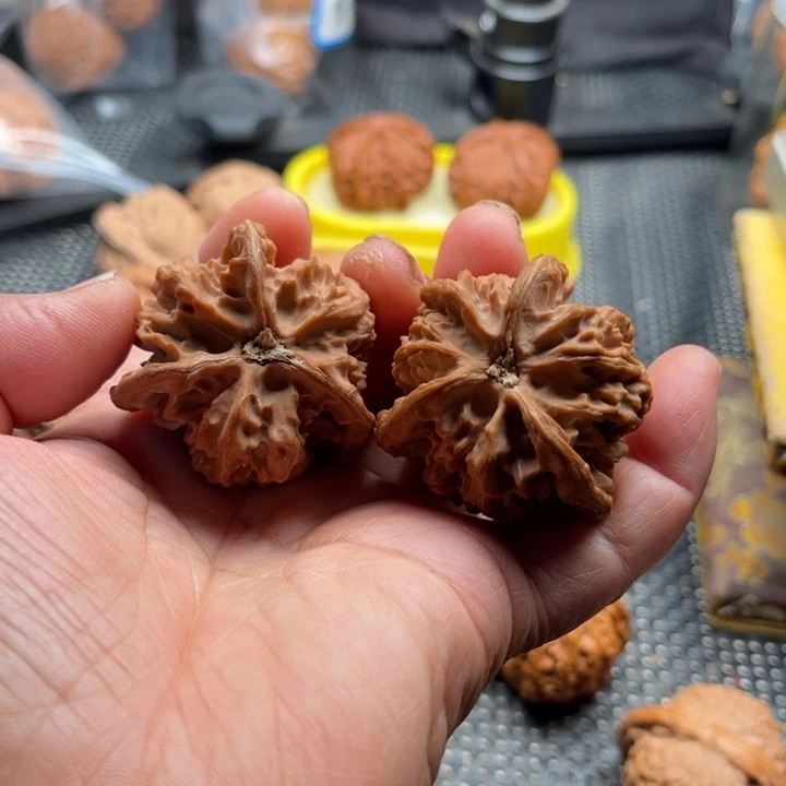 桃核把件全品三棱边42