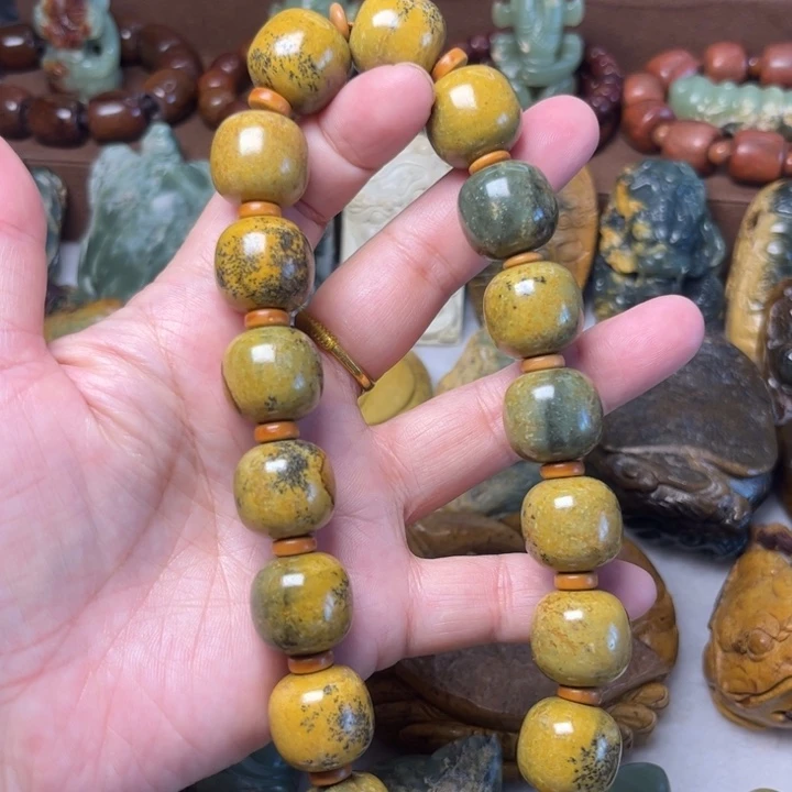 未镶嵌手链岫岩河磨玉（透闪石质玉）