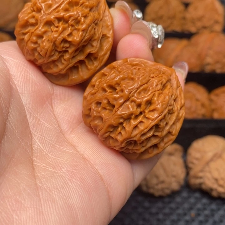 秦岭野生文玩核桃1