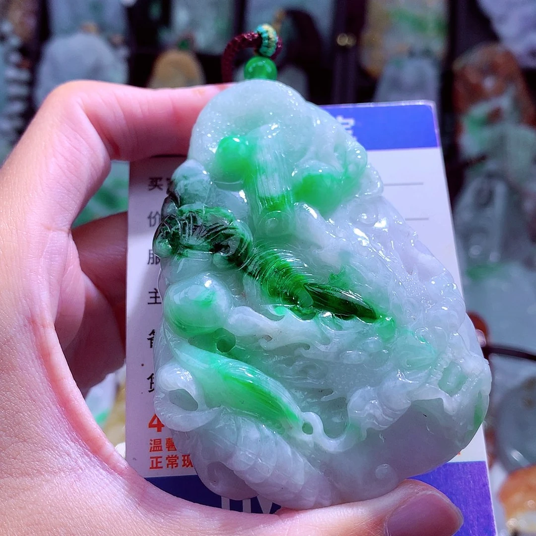 颈饰未镶嵌翡翠天然