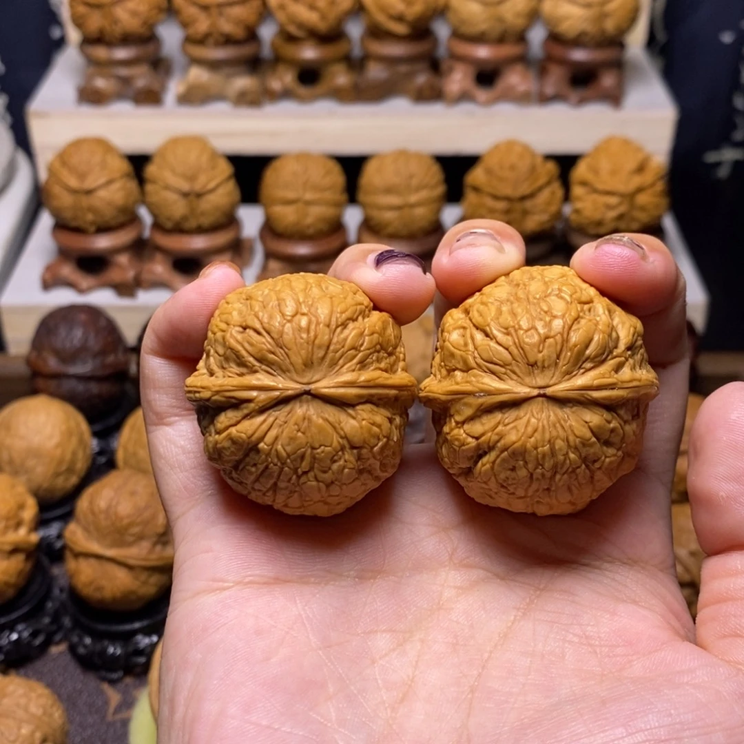 把件文玩核桃Z大龙珠40…………