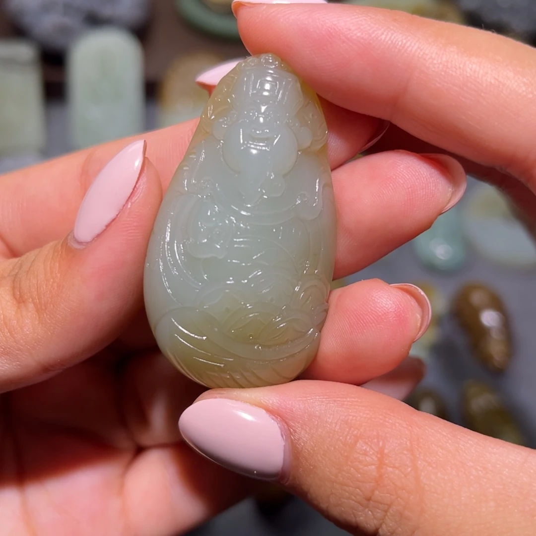 和田玉（糖玉）未镶嵌挂件