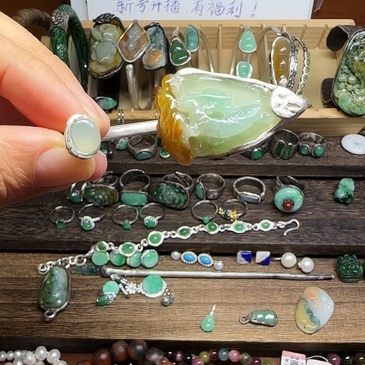 翡翠足银镶嵌手镯（开口镯）