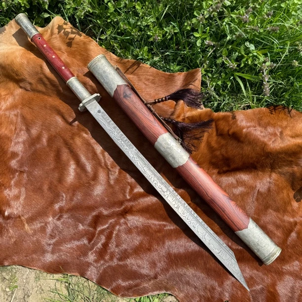 户撒项老塞手工锻打斩马刀（未开刃）