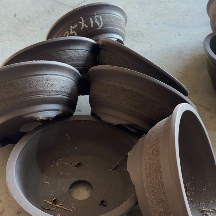 紫砂花盆100-7。    25-10