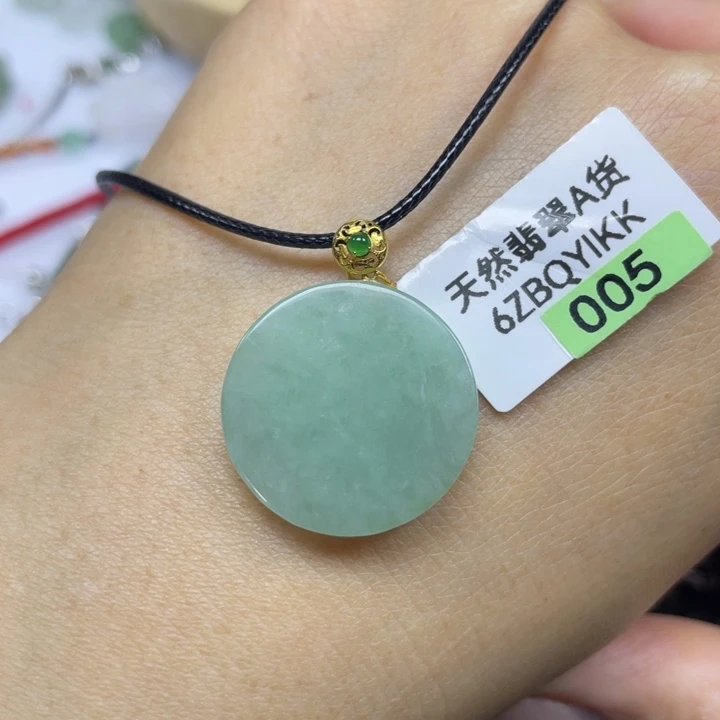 翡翠挂件18K金镶嵌578999999