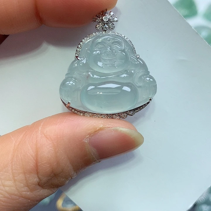 翡翠18K金镶嵌颈饰佛