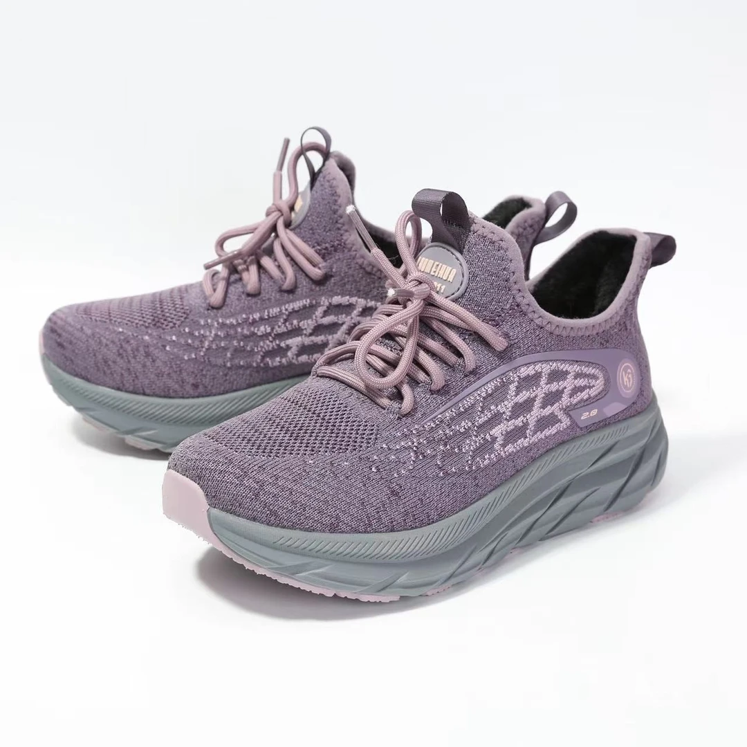 老美华女士冬季老年网面健步鞋时尚休闲防滑434201075