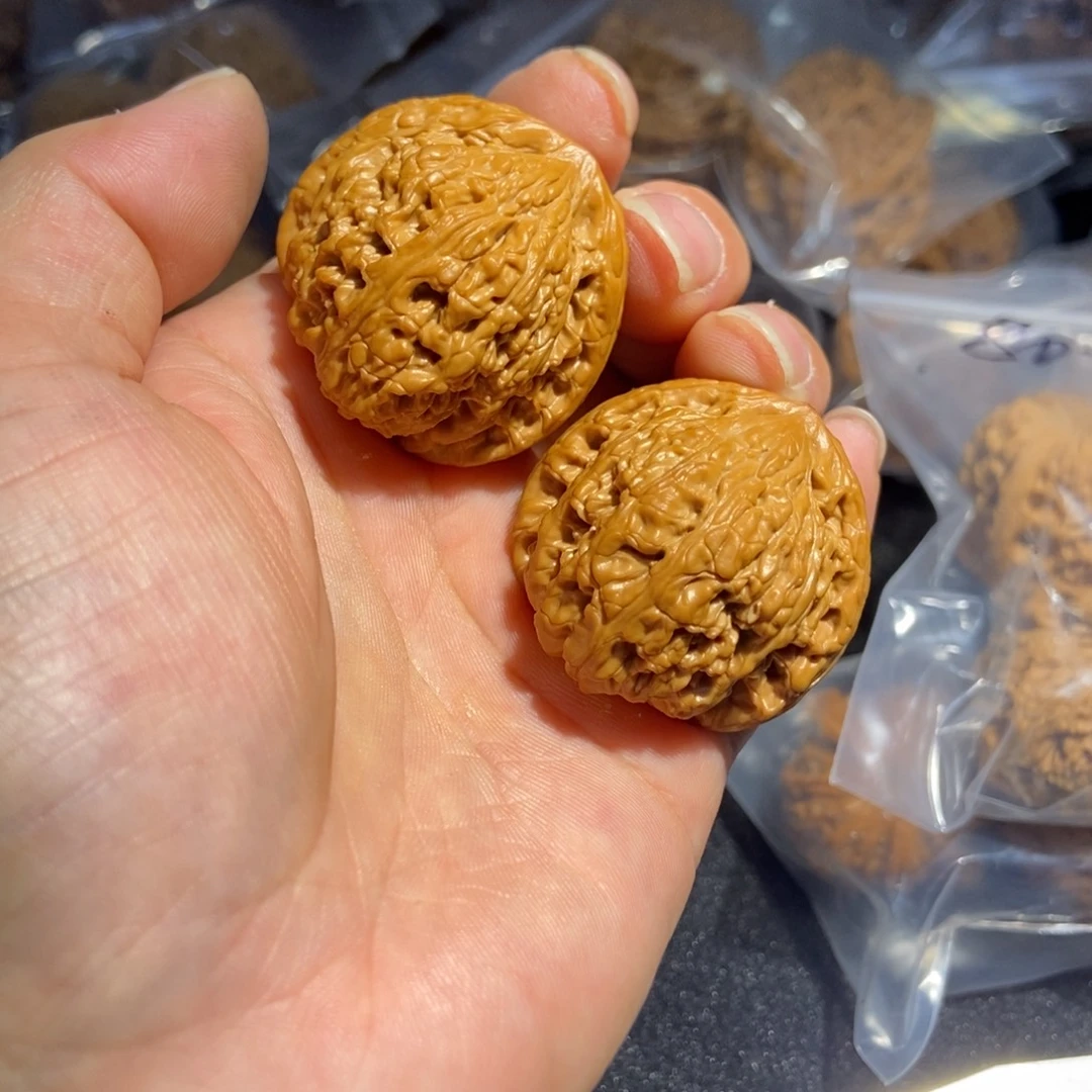 文玩核桃吊坠承德密纹158