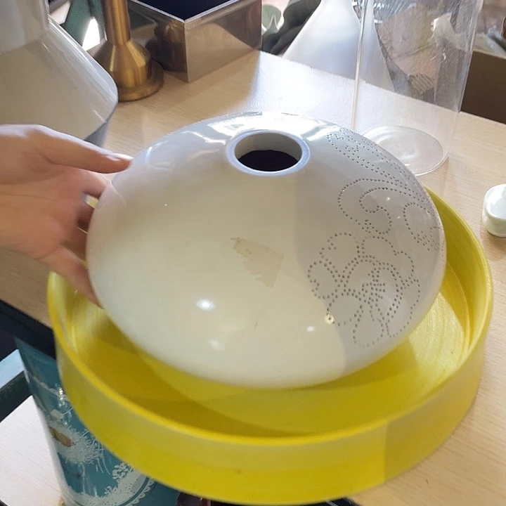 陶瓷花瓶部分（微瑕）白色花瓶