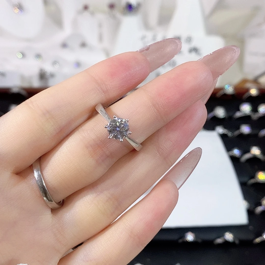 925银合成碳硅石周家六爪1ct15