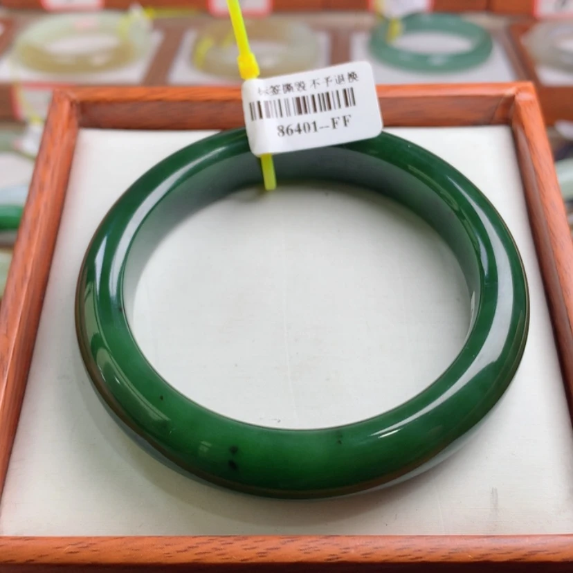 【闪购商品】和田玉手镯未镶嵌58.4