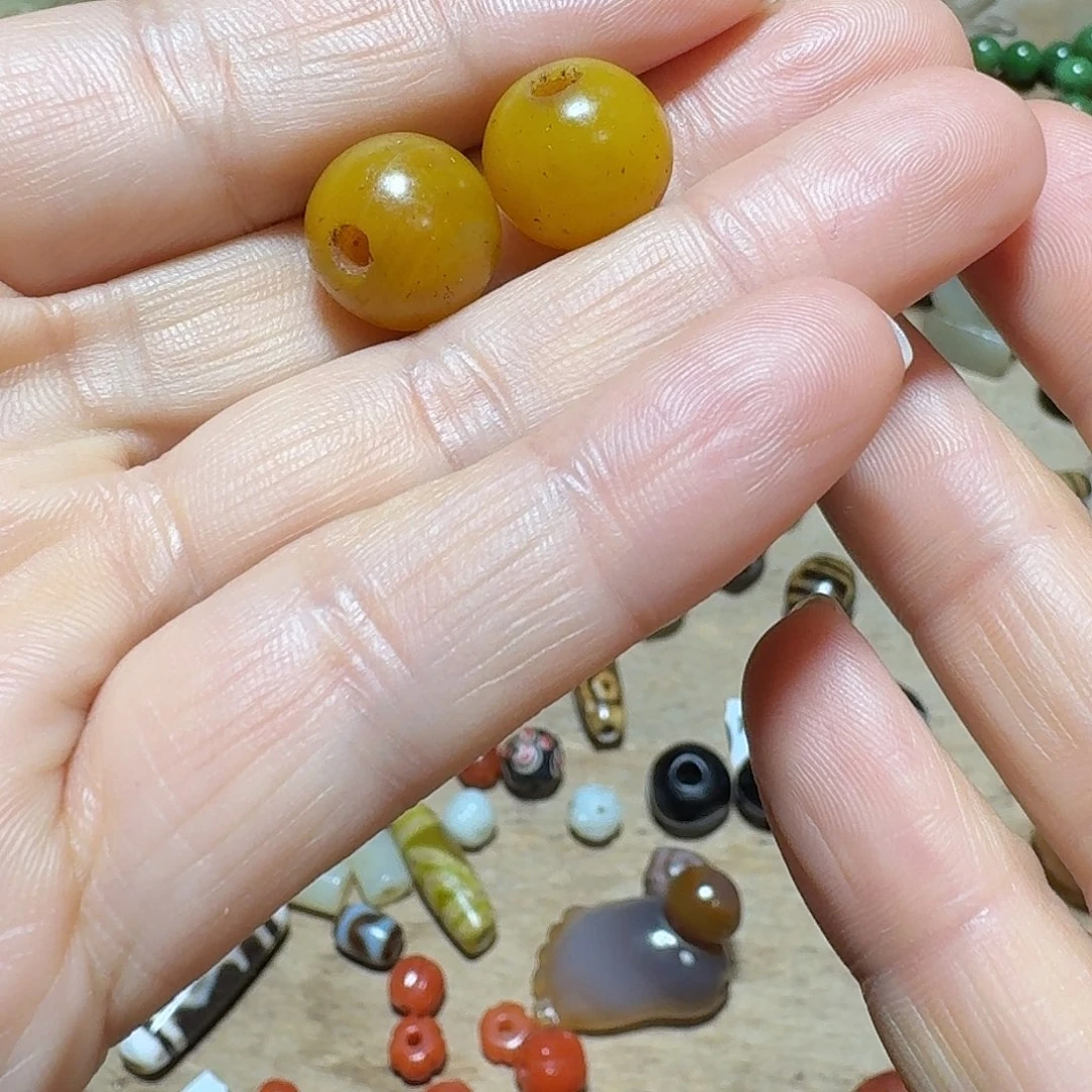 自***息玛瑙/玉髓未镶嵌车挂