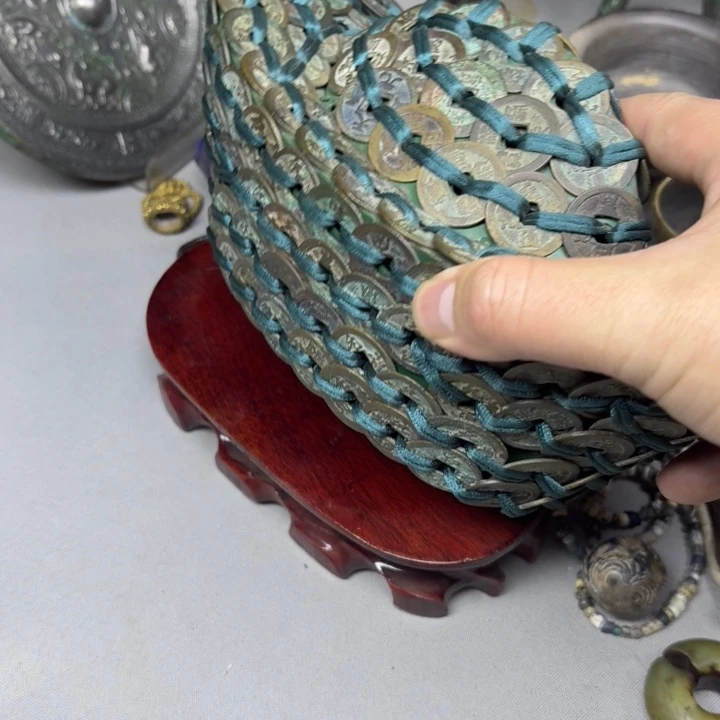 喜***眼摆件陶瓷。