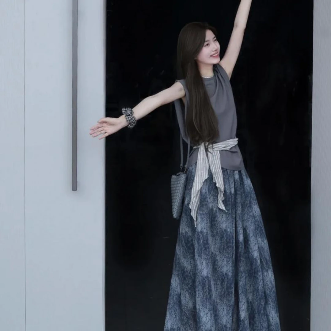 2025夏装搭配一整套洋气时尚减龄高级感气质无袖上衣半身裙套装女