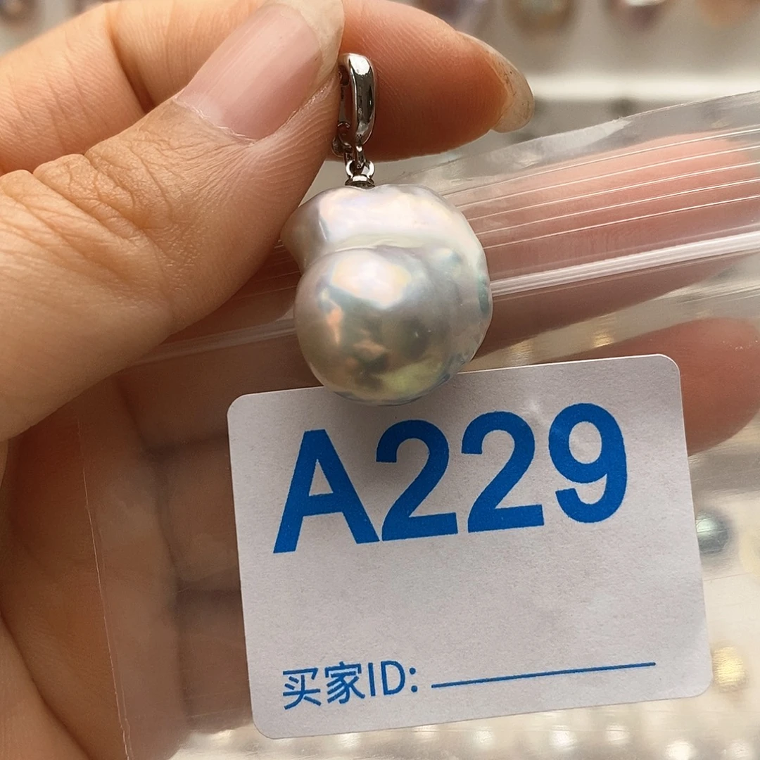 颈饰未镶嵌淡水珍珠
