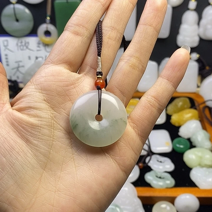 石英质玉未镶嵌吊坠(不含链)夜*