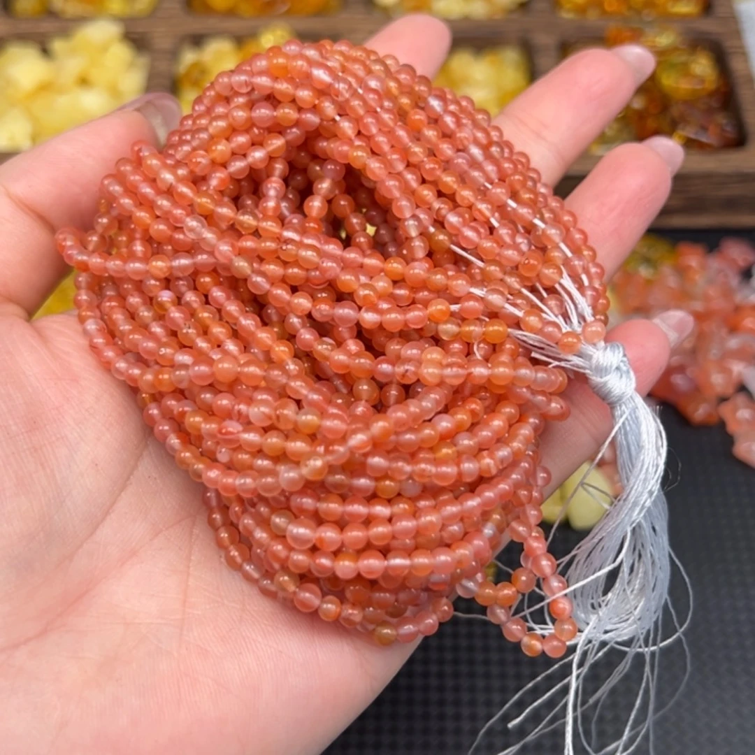 用***3南红玛瑙未镶嵌手链多样性