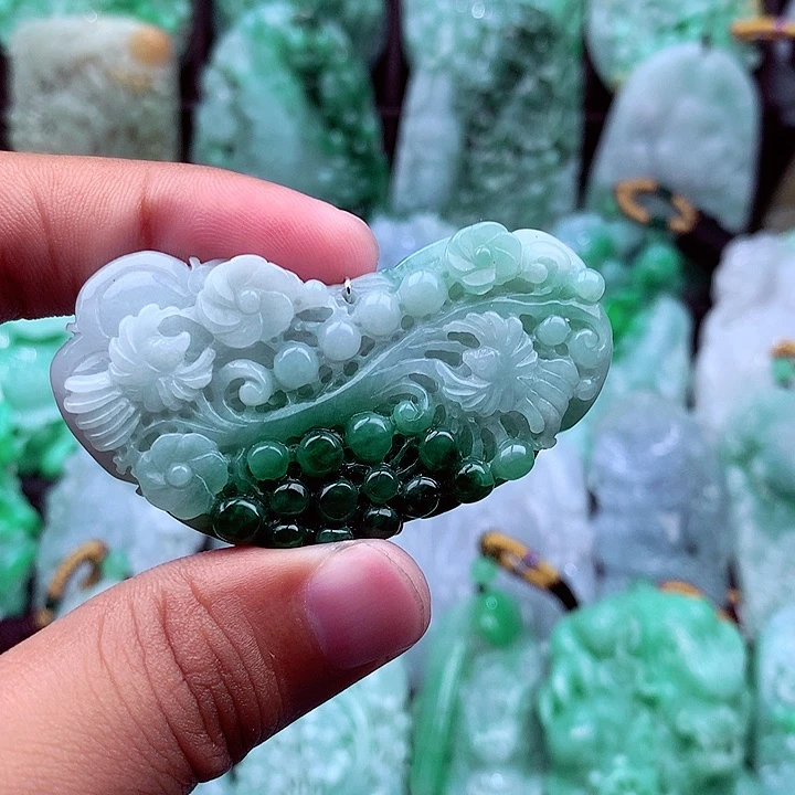 翡翠未镶嵌吊坠(不含链)