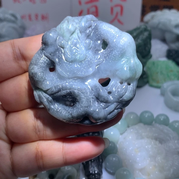 翡翠未镶嵌颈饰保真天然A货翡翠