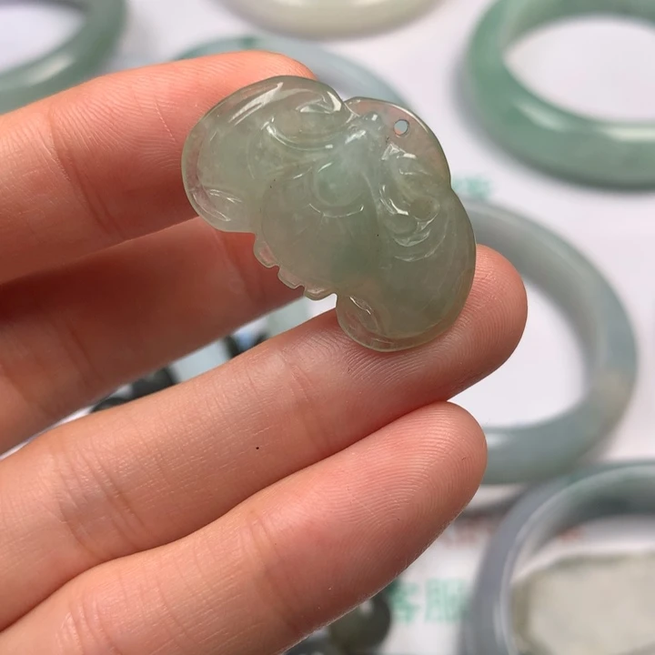 颈饰未镶嵌翡翠翡翠